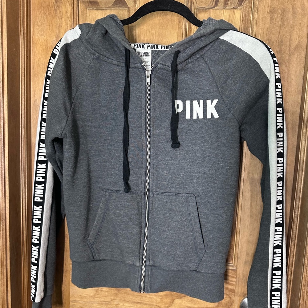 Victoria’s Secret Pink Hoodie✨